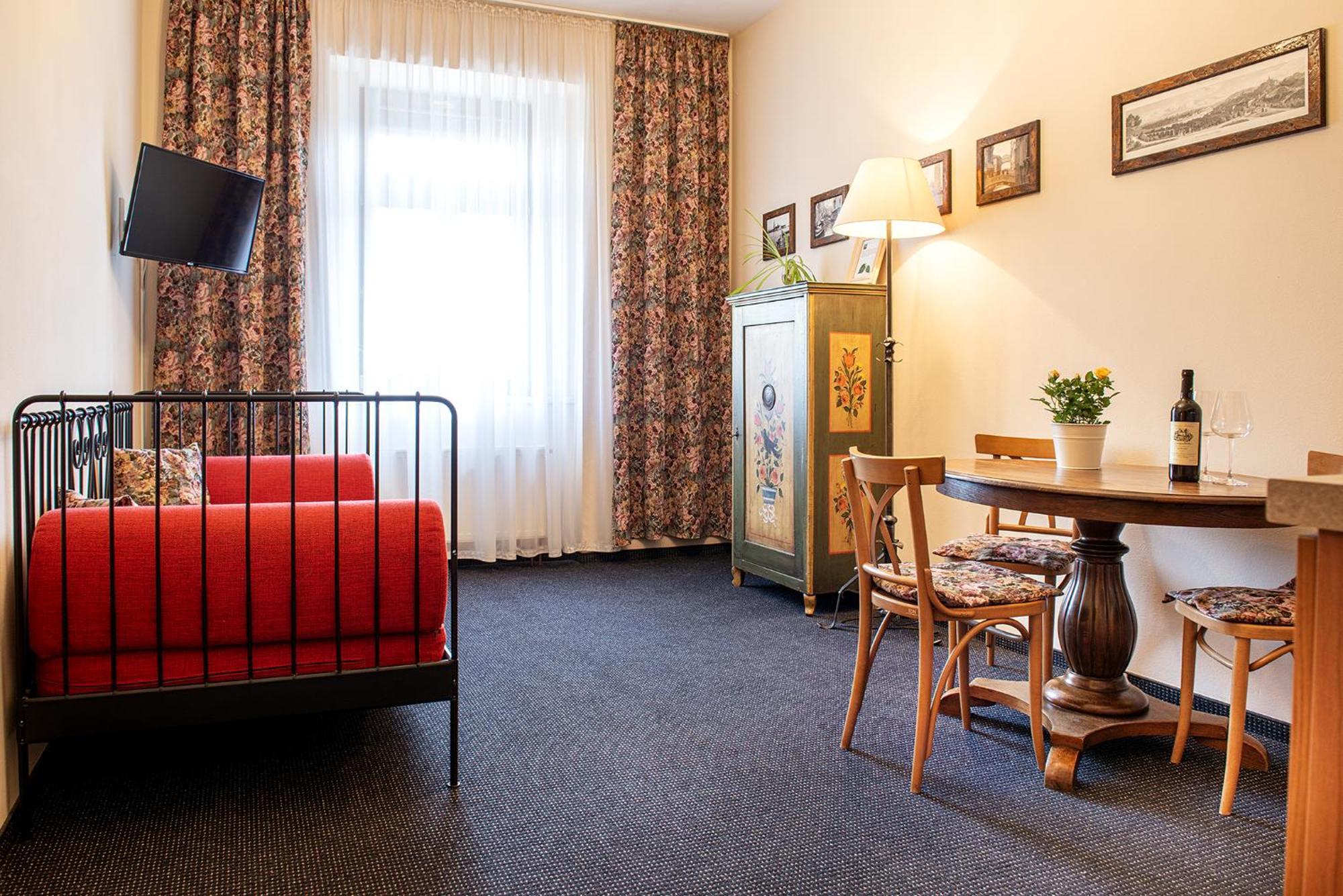 Residence Hattrick Praag Buitenkant foto